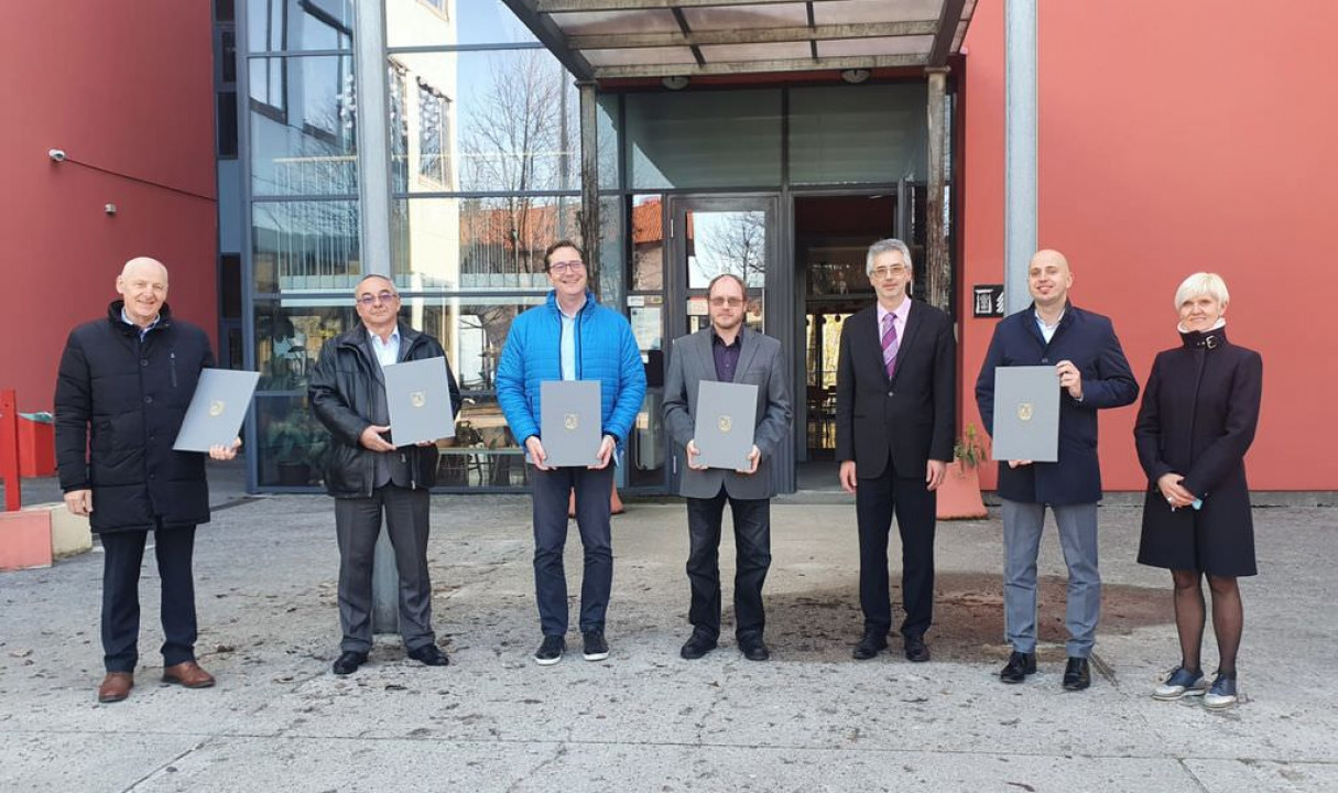 Občine Kočevje, Ribnica, Kostel, Loški potok in Sodražica dogovorile skupno štipendiranje deficitarnih poklicev